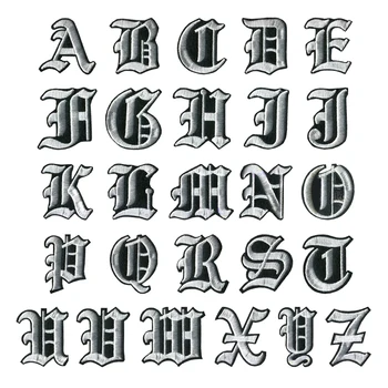 1PC A-Z juoda balta 5cm aukštos anglų kalbos Abėcėlę Letteres Sumaišyti Išsiuvinėti Siūti ženklelis Geležies Pleistras Drabužių Maišą senosios anglų