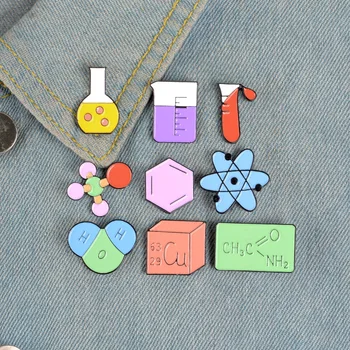 9 stilių Chemija, Surinkimo Emalio Pin Molekulės Aparatas Sagė Denim Džinsai marškinėliai maišą dovanų Chemijos Mėgėjams Absolventas