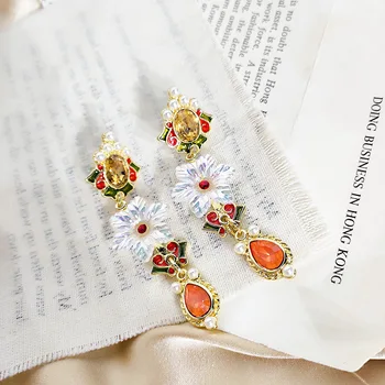 Dominuoja Vintage stiliaus perlas gėlių Išskirtinį spalvotų kristalų temperamentas geometrijos ilgai Moterų Lašas auskarai 2019 naujas