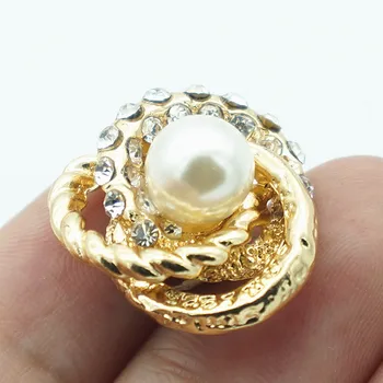 Naujas KZ1405 Grožio Aukso crystal pearl gėlių modelio 18MM snap mygtukų tinka snap apyrankės papuošalai didmeninė
