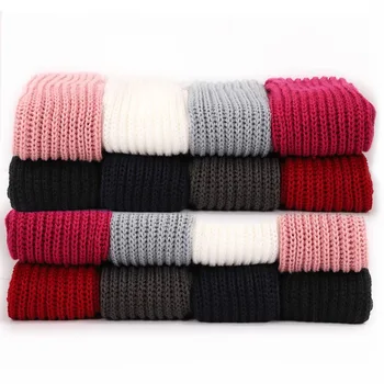 Šiltas kaklo ir rudenį, ir žiemą, ir vyrų, ir moterų studentai gali sutapti visų rūšių megztų megztinių ir universalūs šalikai
